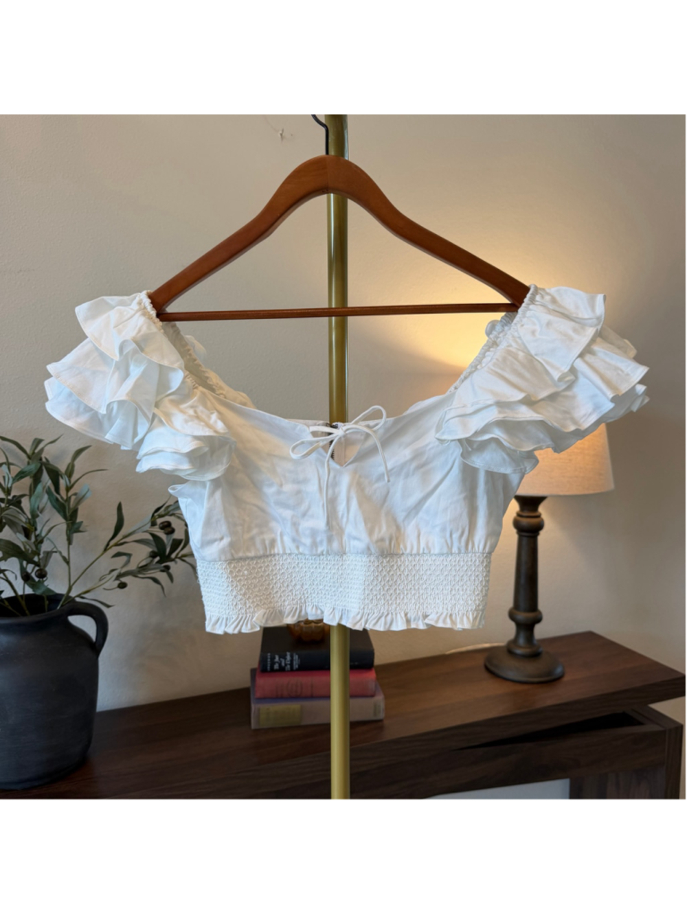Alice + Olivia White Ruffle Crop Top Size XS Cottagecore Smocking